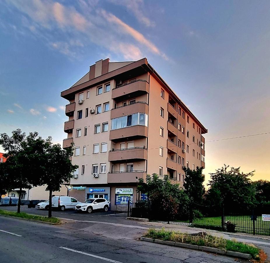 Apartman Moskva Bijeljina Apartment Ngoại thất bức ảnh